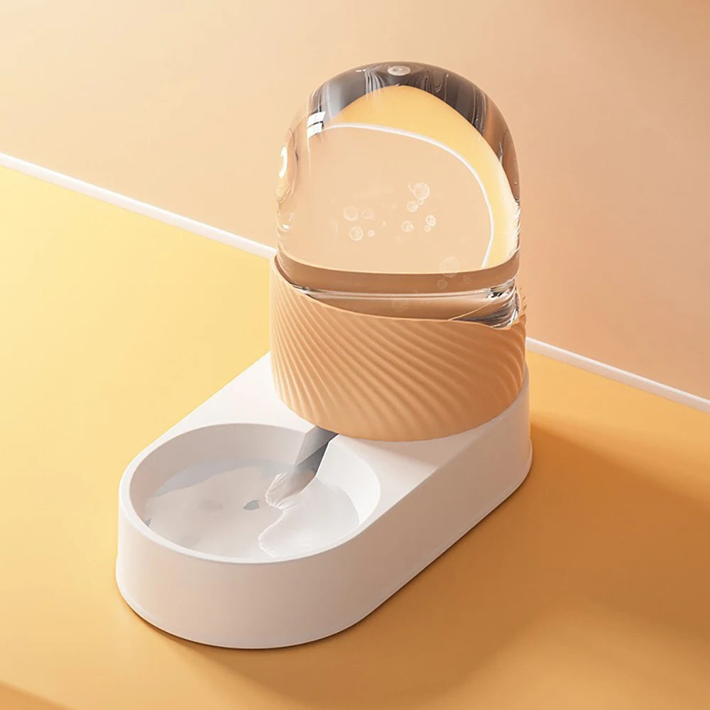 Dispensador de agua y comida para gatos