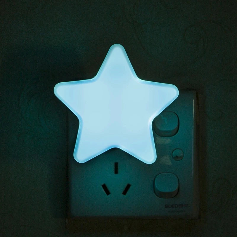 Lampara espanta-cuco LED con sensor de luz