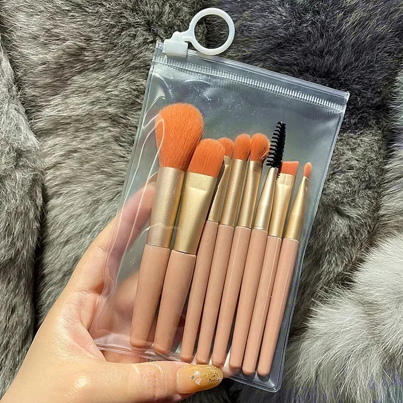 Set de 8 minibrochas de maquillaje